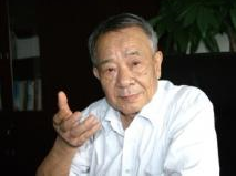 光伏“老頑童”余國(guó)光